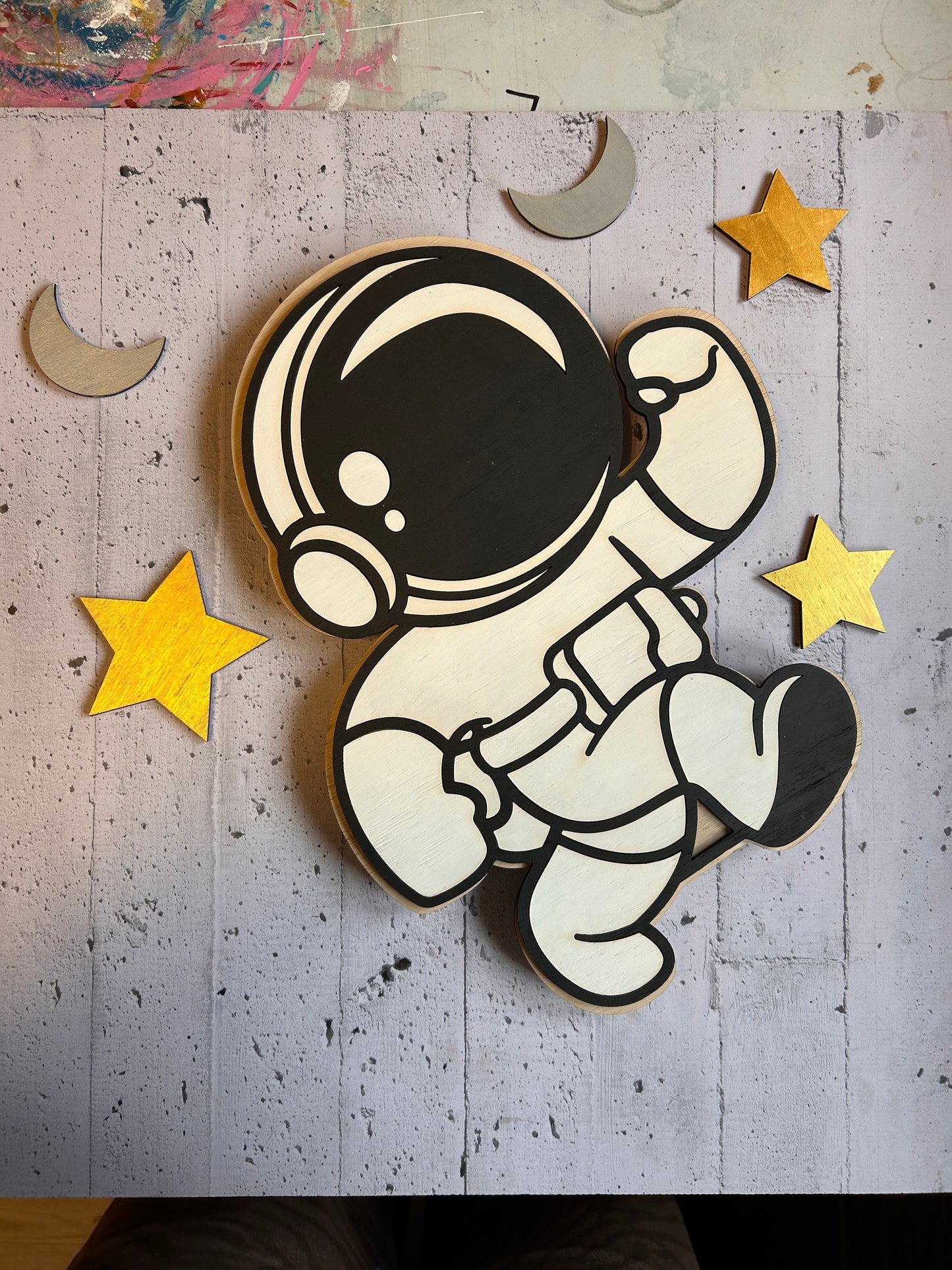 Lámpara espantacuco astronauta
