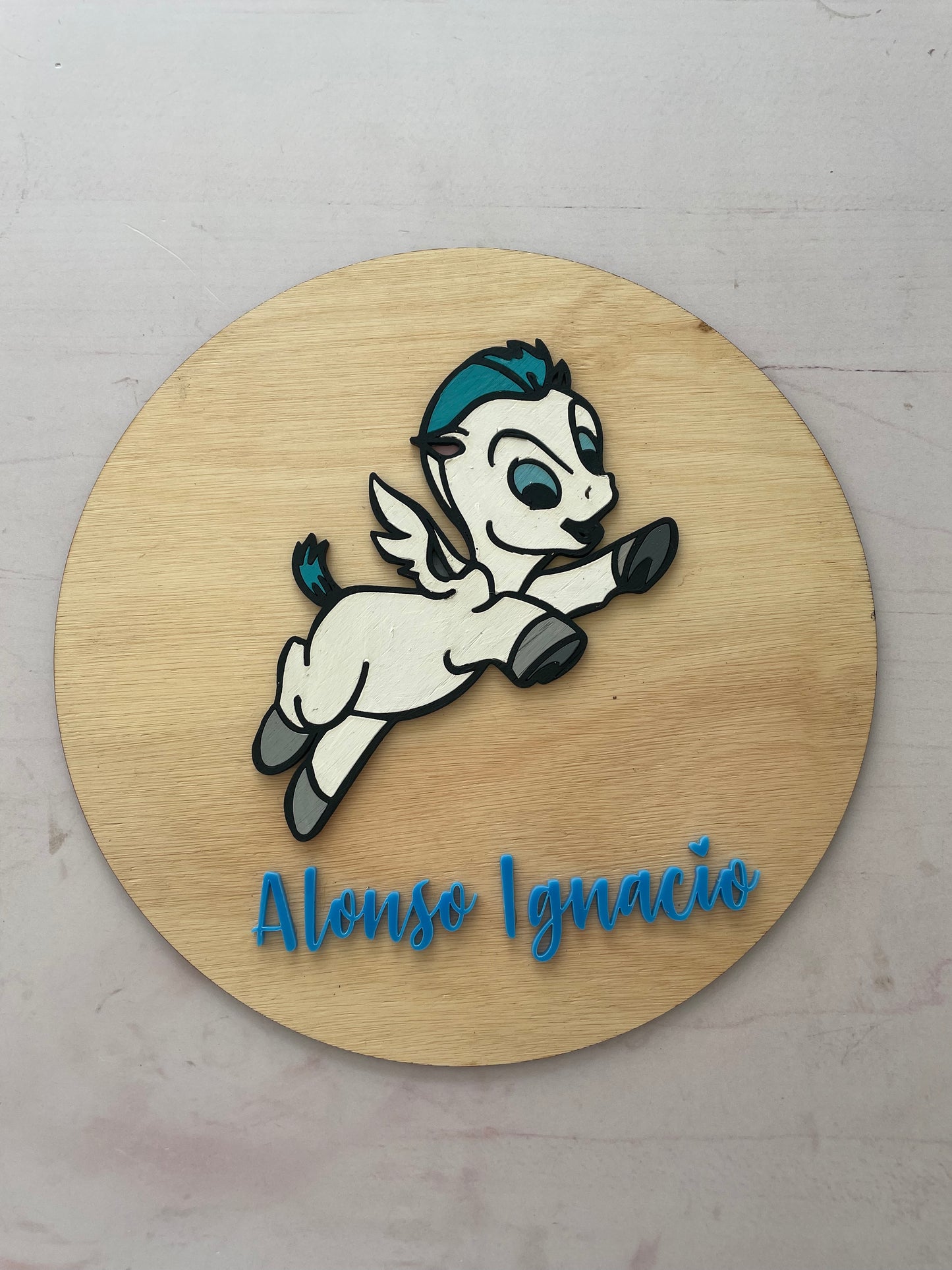 Cartel con nombre pegaso