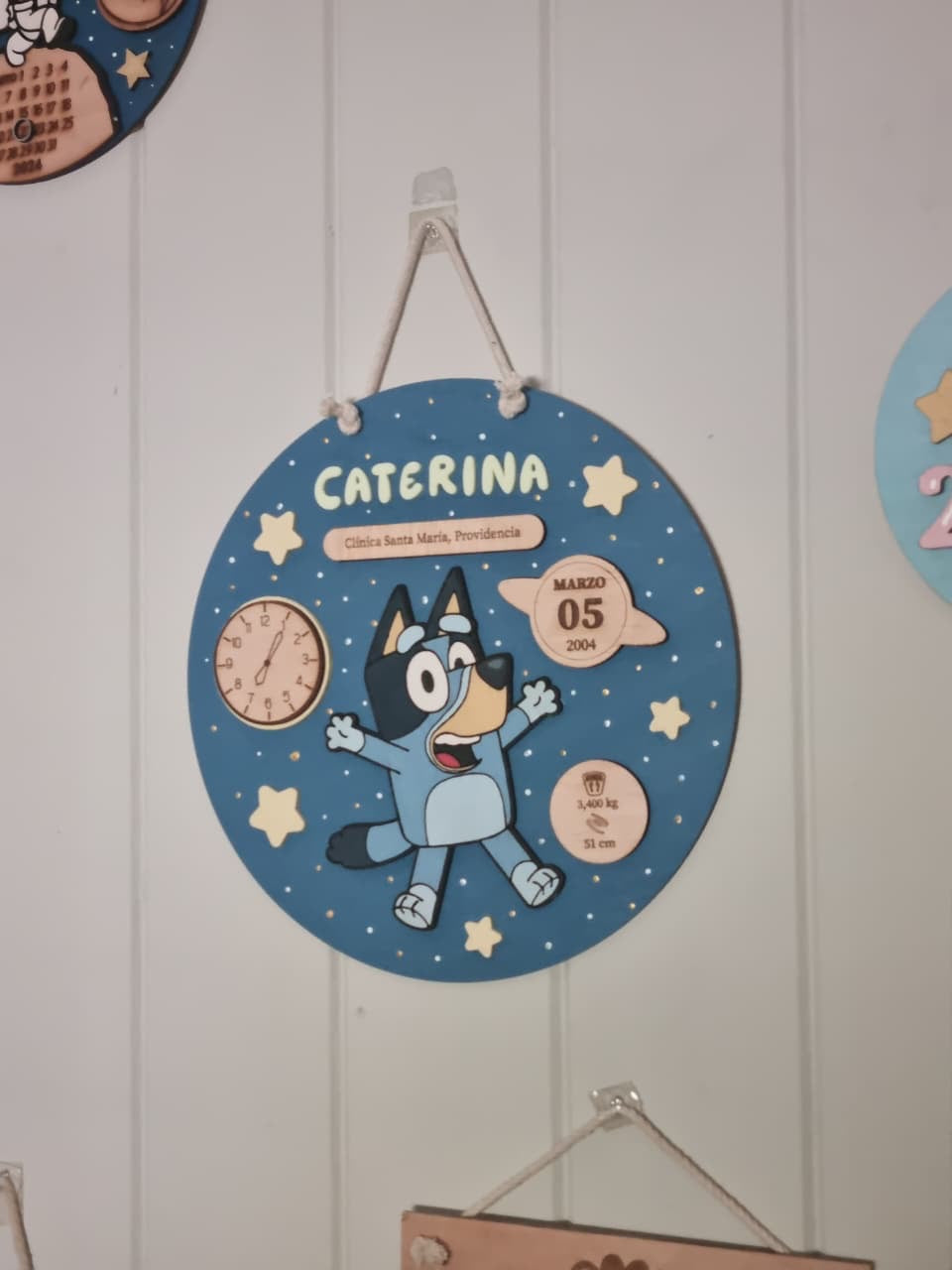 Cartel de datos de nacimiento bluey