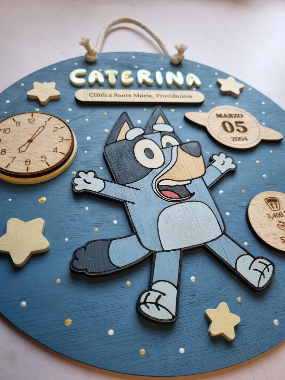 Cartel de datos de nacimiento bluey