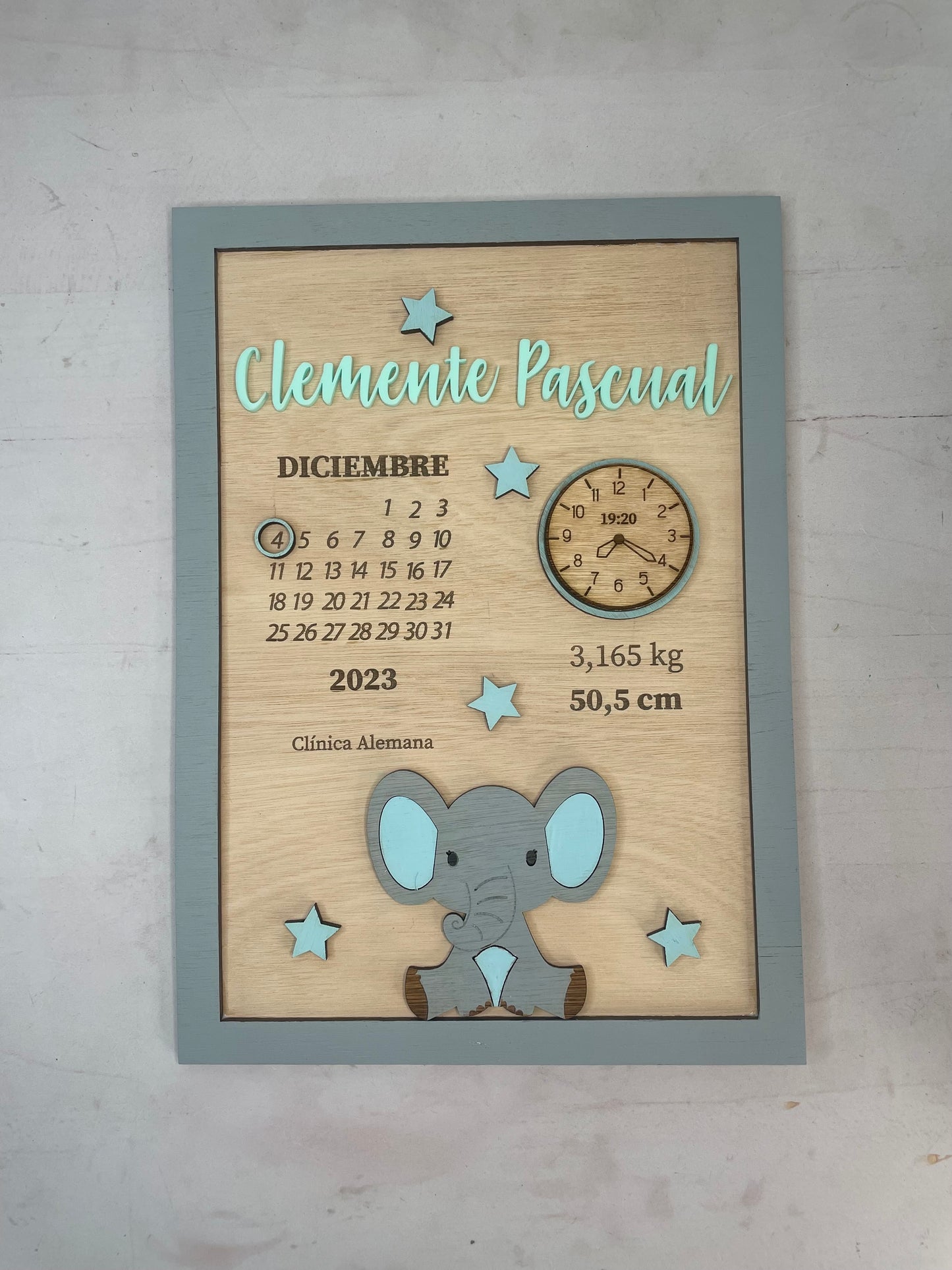 Cuadro de nacimiento elefante