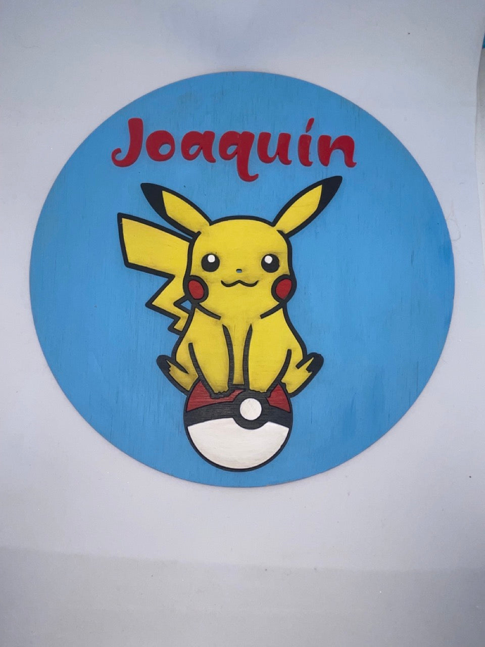 Cartel con nombre picachu