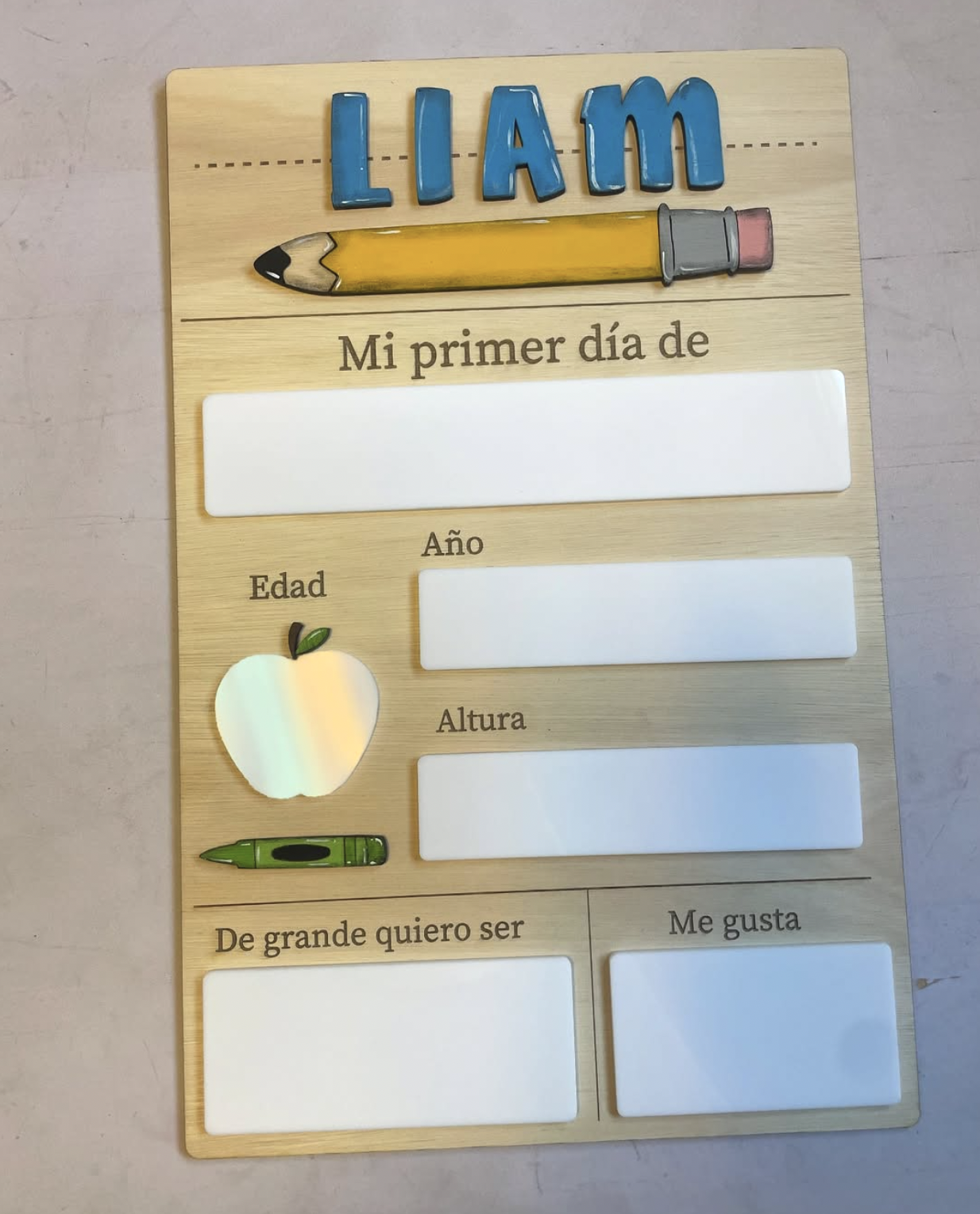 Pizarra de regreso a clases lápiz